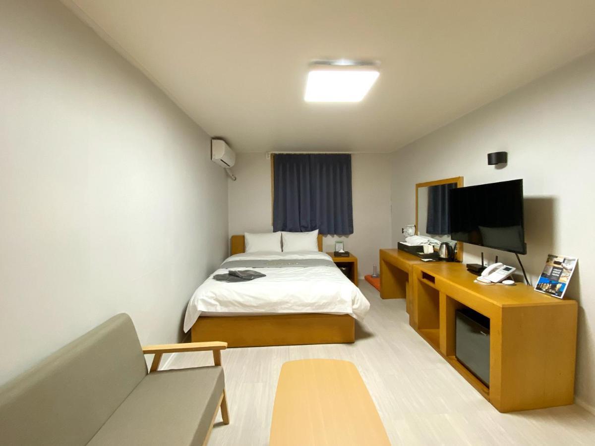 Suanbo Hot Spring Healing Hotel ชองจู ภายนอก รูปภาพ
