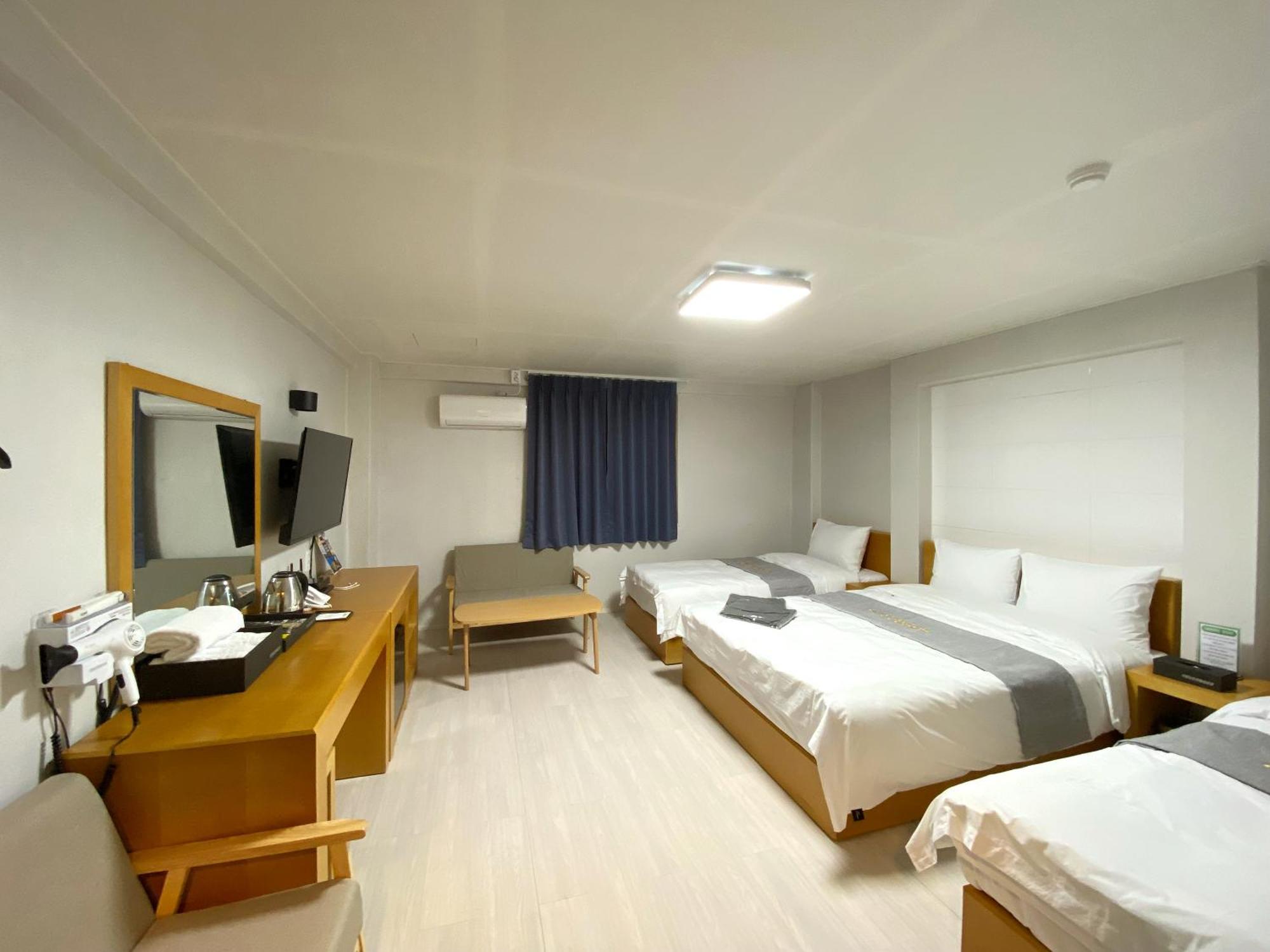 Suanbo Hot Spring Healing Hotel ชองจู ภายนอก รูปภาพ