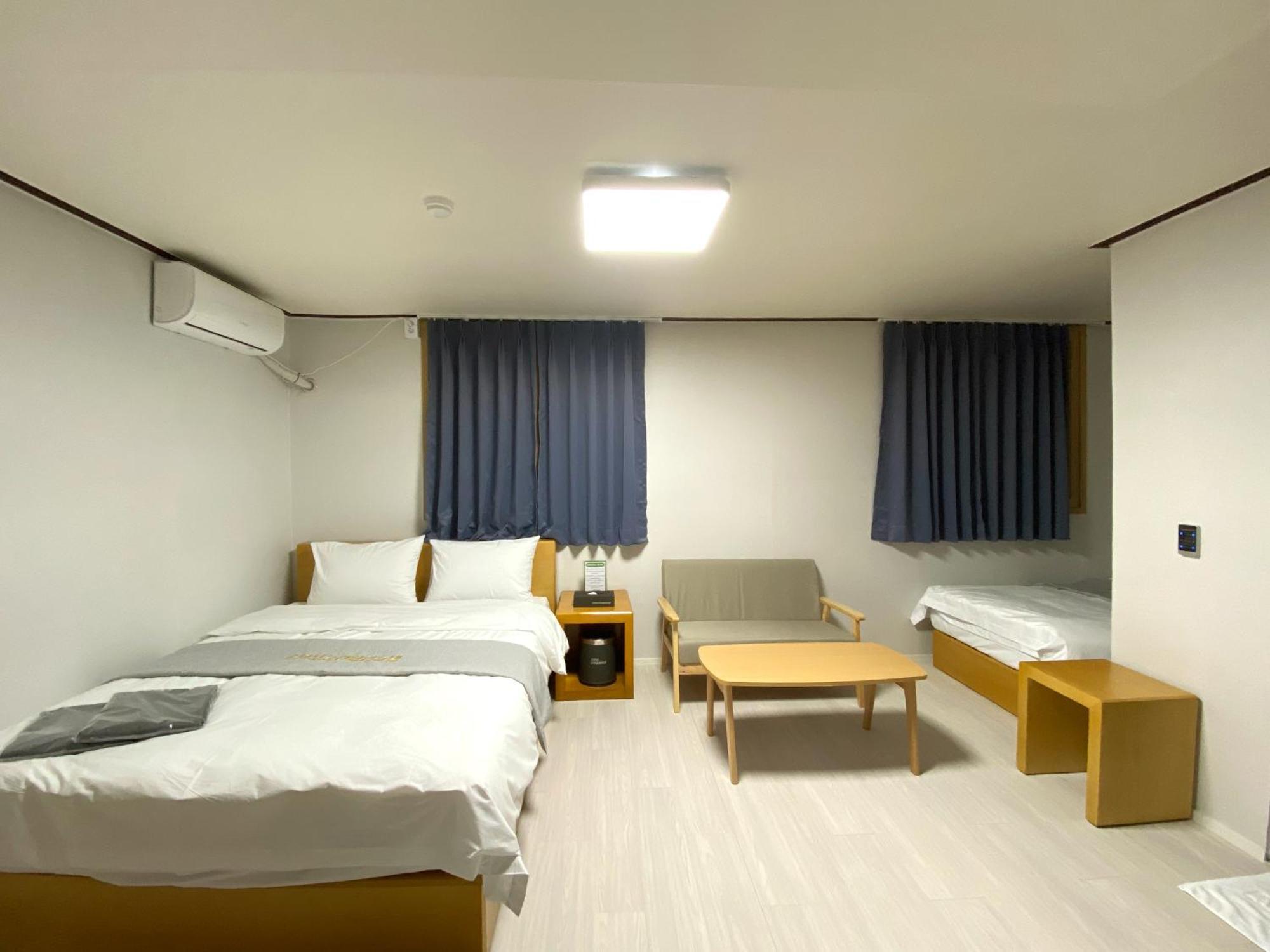 Suanbo Hot Spring Healing Hotel ชองจู ภายนอก รูปภาพ