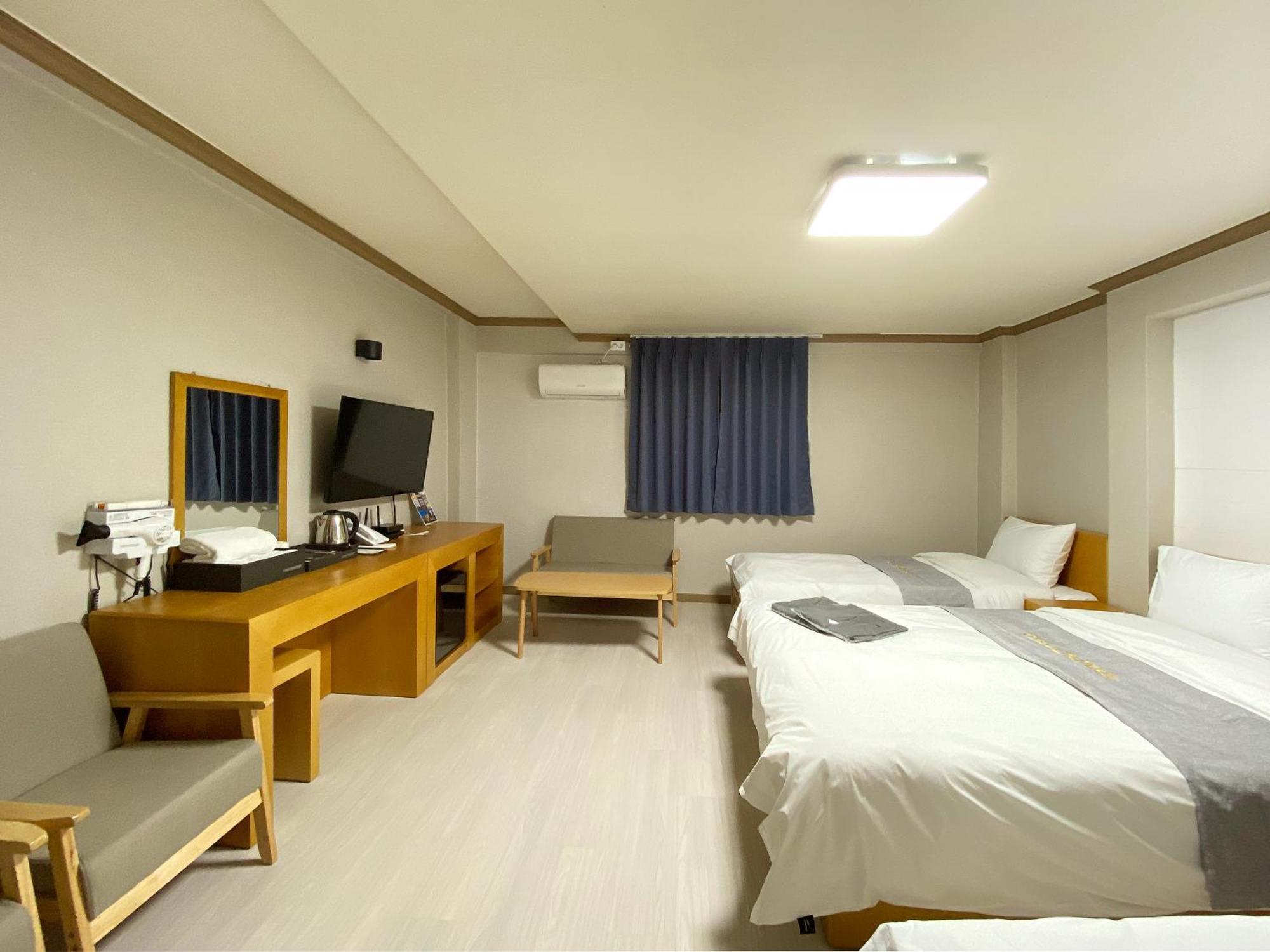 Suanbo Hot Spring Healing Hotel ชองจู ภายนอก รูปภาพ